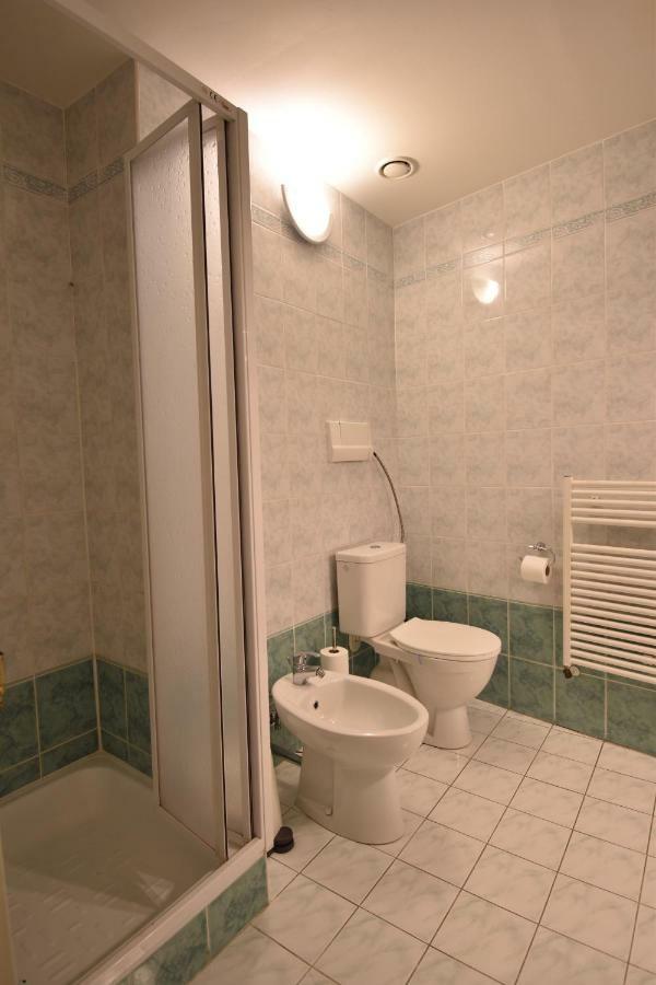 Cozy Flat By The Astronomical Clock Apartamento Praga Exterior foto